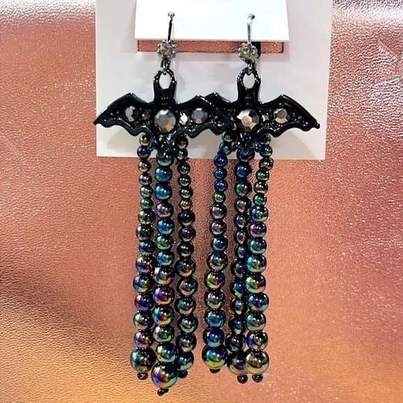 Brand New Betsey Johnson Halloween Bats Rainbow Oil Slick Beads Drop Earrings - Picture 2 of 16